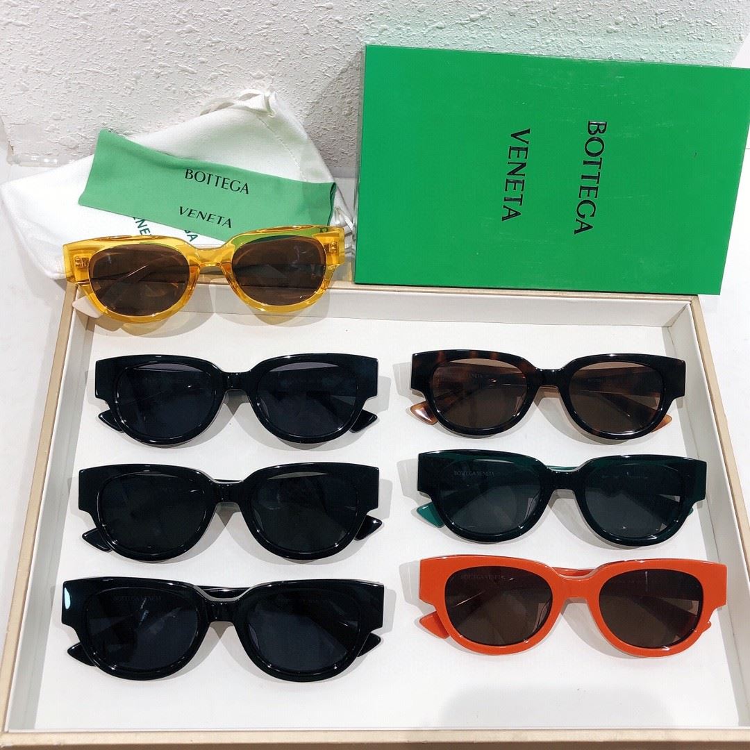 Bottega Veneta Sunglasses